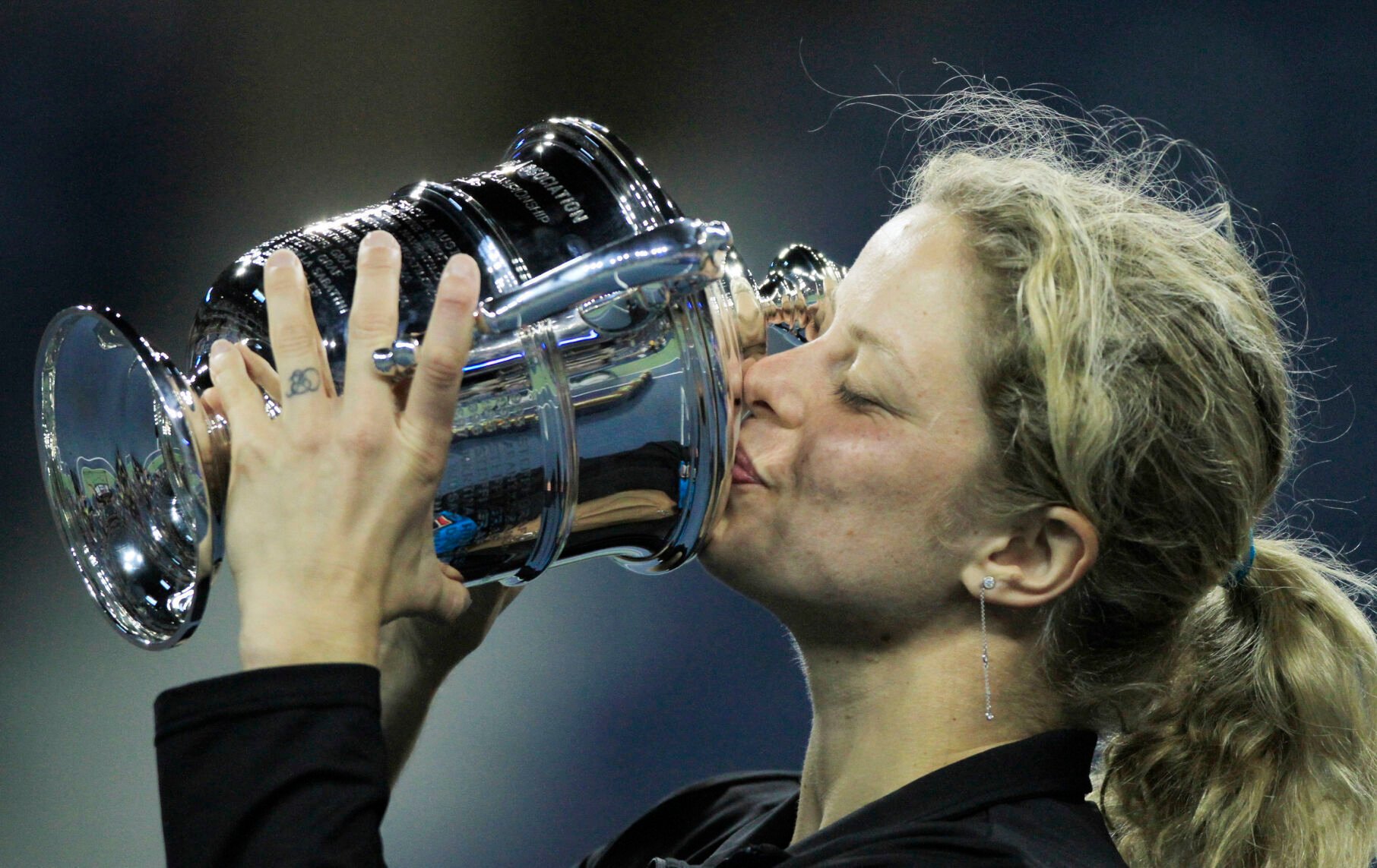 2010: Kim Clijsters wins a second consecutive U.S. Open championship